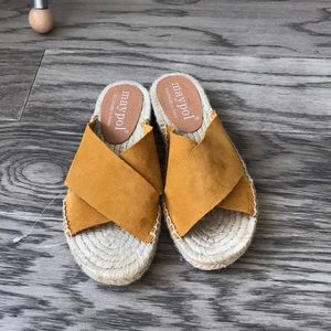 NWOT - Anthropologie espadrilles size 37, US7